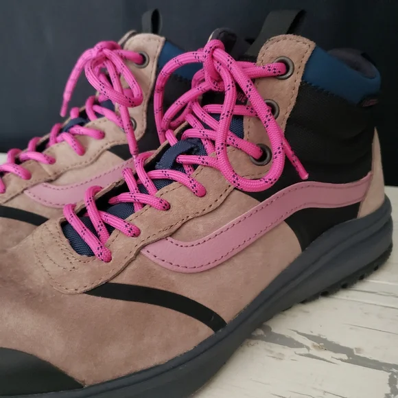 Vans Ultrarange Hi DL MTE Mid-Top  Sneaker - Unisex size 8 Men's/ 9.5 Women's - Picture 5 of 15